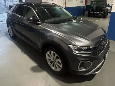 Occasion VW T-Roc Edition 116 PK (85 kW) 2024 Grijs SUV