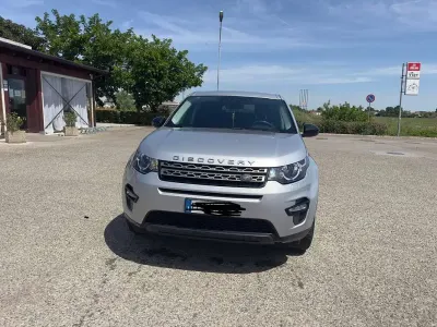 Usata Land Rover Discovery Sport HSE Luxury 150 CV (110 kW) 2016 Argento SUV