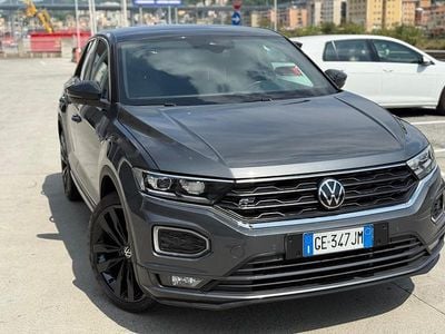Usata VW T-Roc Business 150 CV (110 kW) 2021 Argento SUV
