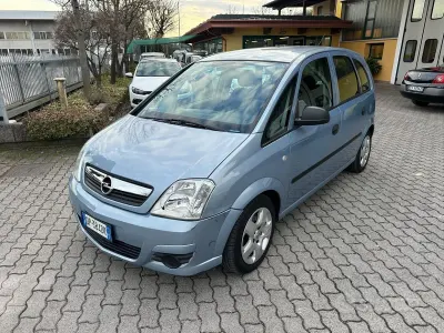 Usata Opel Meriva Cosmo 90 CV (66 kW) 2008 Grigio Monovolume