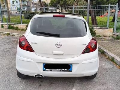 Usata Opel Corsa Sport 95 CV (69 kW) 2011 Bianco Utilitaria
