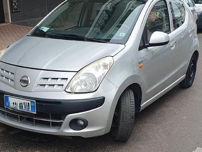 Grigio Usata 2009 Nissan Pixo Utilitaria | 2990 € (Buon prezzo)