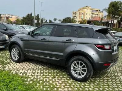 Usata Land Rover Range Rover evoque 150 CV (110 kW) 2018 Grigio SUV