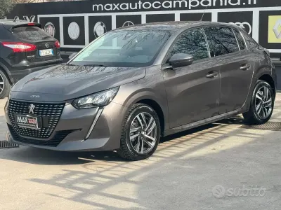 Usata Peugeot 208 GT 102 CV (75 kW) 2021 Grigio Utilitaria
