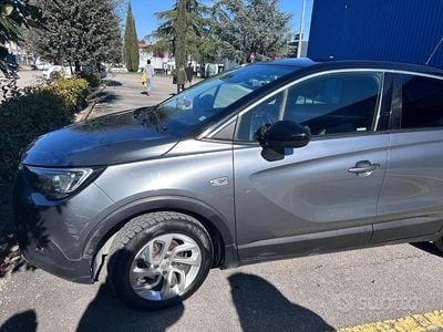 Usata Opel Crossland X 81 CV (59 kW) 2018 Grigio SUV
