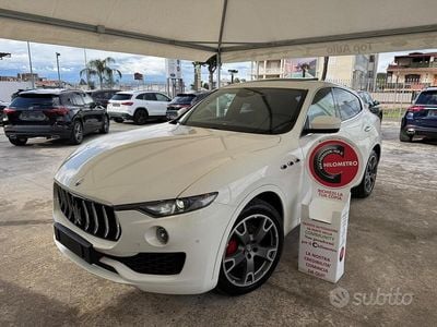 Usata Maserati Levante GranLusso 275 CV (202 kW) 2017 Bianco SUV