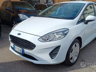 Usado Ford Fiesta 86 HP (63 kW) 2017 Branco Sedan