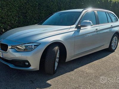Usata BMW 318 Advantage 150 CV (110 kW) 2019 Grigio Station wagon