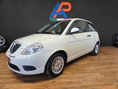 Usata Lancia Ypsilon 60 CV (44 kW) 2010 Bianco Utilitaria