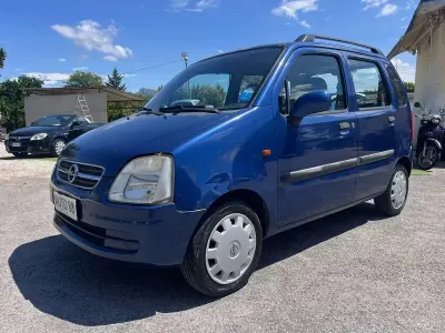 Usata Opel Agila Comfort 58 CV (42 kW) 2002 Blu Monovolume