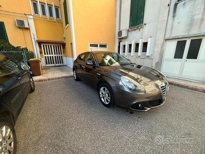 Usata Alfa Romeo Giulietta 170 CV (125 kW) 2011 Grigio Berlina