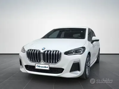 Usata BMW 218 Active Tourer M Sport 150 CV (110 kW) 2023 Alpine white Monovolume