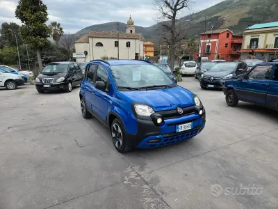 Usata Fiat Panda Cross Cross 69 CV (50 kW) 2018 Blu Utilitaria