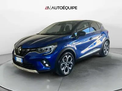 Usata Renault Captur Techno 101 CV (74 kW) 2023 Blu/azzurro SUV