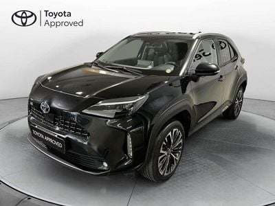 Nero Usata 2022 Toyota Yaris Cross Lounge SUV | 23.400 € (Buon prezzo)