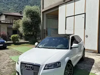 Usata Audi A3 S-Line 170 CV (125 kW) 2009 Bianco Utilitaria