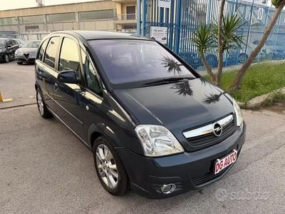 Usata Opel Meriva 101 CV (74 kW) 2009 Grigio Monovolume