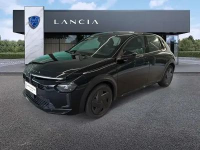 Nuova Lancia Ypsilon 101 CV (74 kW) 2025 Nero Utilitaria