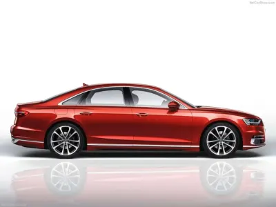 Usata Audi S8 Sport 571 CV (419 kW) 2024 Argento Berlina