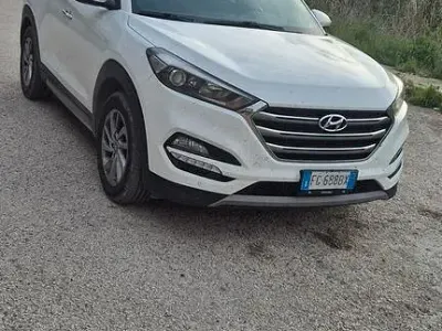 Usata Hyundai Tucson 141 CV (103 kW) 2017 Bianco SUV
