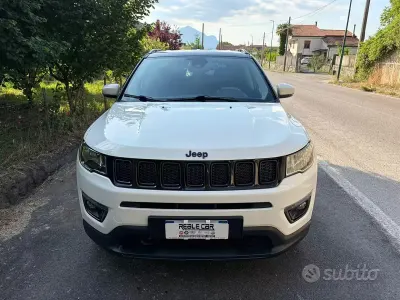 Usata Jeep Compass Night Eagle 140 CV (102 kW) 2018 Bianco SUV