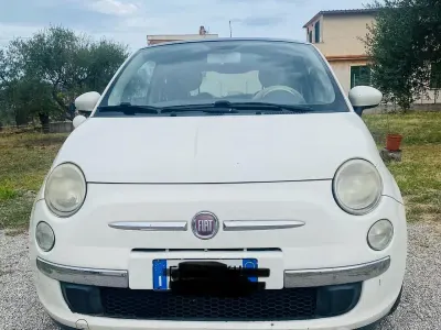 Usata Fiat 500 Lounge 69 CV (50 kW) 2011 Bianco Utilitaria