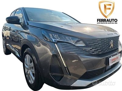 Usata Peugeot 3008 Allure 131 CV (96 kW) 2023 Grigio SUV