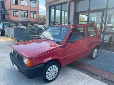 Usata Fiat Panda Young 39 CV (28 kW) 2000 Rosso Berlina