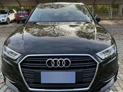 Usata Audi A3 Sport 116 CV (85 kW) 2018 Nero Berlina