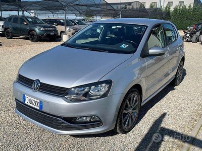 Usata VW Polo Comfortline 75 CV (55 kW) 2016 Grigio Berlina