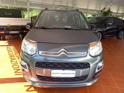 Usado Citroën C3 Picasso Exclusive 99 CV (72 kW) 2016 Gris Monovolumen