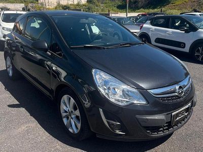 Usata Opel Corsa 85 CV (62 kW) 2012 Nero Utilitaria
