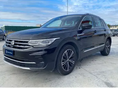 Usata VW Tiguan Elegance 150 CV (110 kW) 2023 Nero SUV