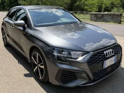 Usata Audi A3 S-Line 150 CV (110 kW) 2021 Grigio Berlina