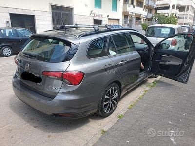 Usata Fiat Tipo 120 CV (88 kW) 2017 Grigio Station wagon