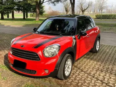 Usata Mini Cooper D Countryman 111 CV (81 kW) 2012 Rosso SUV