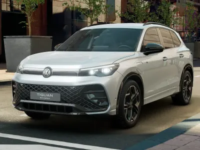 Nuova VW Tiguan R-line Plus 204 CV (150 kW) 2026 Dolomite silver metallizzato SUV