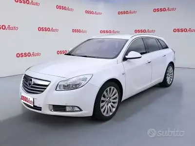 Usata Opel Insignia Cosmo 160 CV (117 kW) 2010 Bianco Station wagon