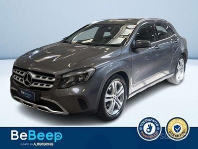 Usata Mercedes GLA180 122 CV (89 kW) 2019 Grigio metallizzato SUV