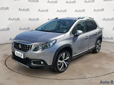 Usata Peugeot 2008 120 CV (88 kW) 2017 Grigio SUV