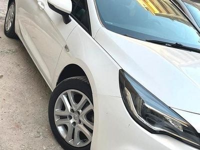 Usata Opel Astra 101 CV (74 kW) 2016 Berlina