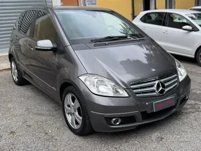 Usata Mercedes A160 Premium 95 CV (69 kW) 2010 Grigio Berlina