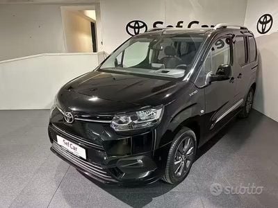 Usata Toyota Proace Verso City 100 kW (136 CV) 2023 Nero Station wagon