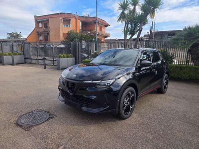 Nuova Alfa Romeo Junior Edizione Speciale 136 CV (100 kW) 2026 Nero SUV