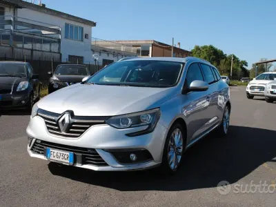 Usata Renault Mégane GrandTour 110 CV (80 kW) 2016 Grigio Station wagon