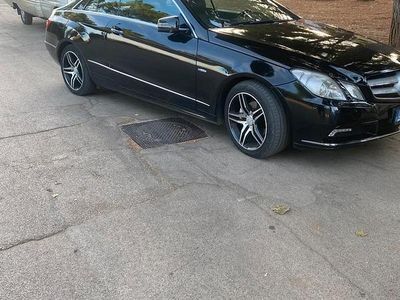 Usata Mercedes E220 2011 Nero Coupé