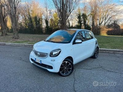 Bianco Usata 2015 Smart ForFour Utilitaria | 6900 € (Ottimo prezzo)