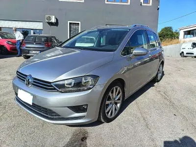 Usata VW Golf Sportsvan 110 CV (80 kW) 2016 Grigio Monovolume