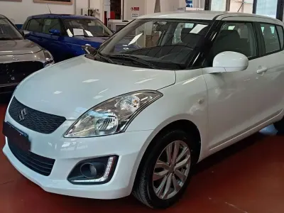 Usata Suzuki Swift Cool 94 CV (69 kW) 2015 Bianco Utilitaria