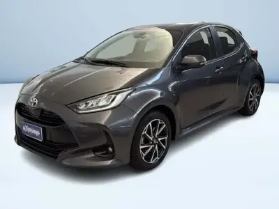 Usata Toyota Yaris Hybrid Trend 2022 Grigio Berlina